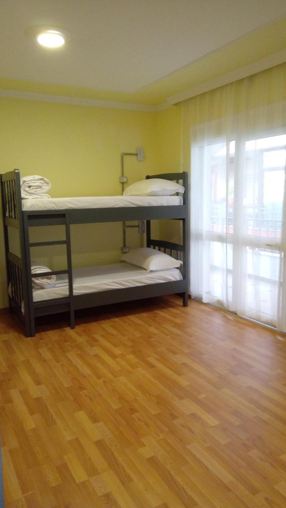 Mandarine Hostel Tirana Exterior photo