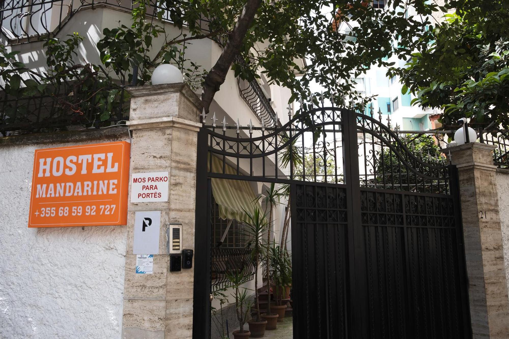 Mandarine Hostel Tirana Exterior photo
